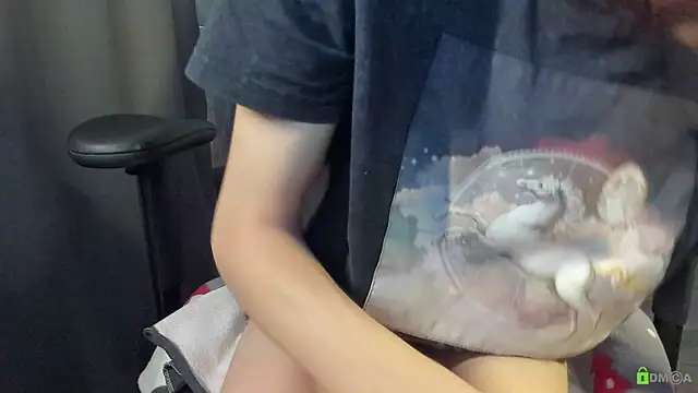 Courtney Luv online show from 09.09.25