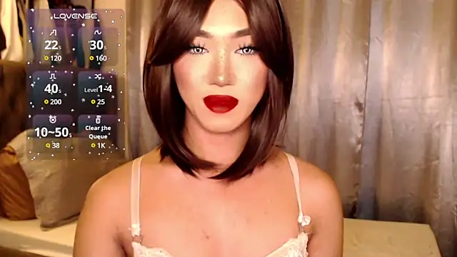 Snapshot of Local_Hoelyx chatting on 01.17.25 Local Hoelyx online show from 01.17.25