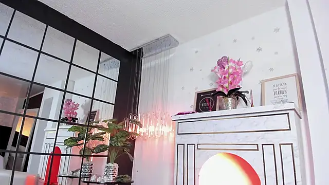 Snapshot of _liathompsom09 chatting on 03.04.25 liathompsom09 online show from 03.04.25