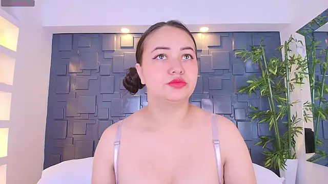 AnaisClark online show from 01.30.25