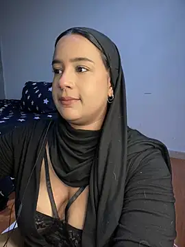 Snapshot of Maryam_yamal chatting on 12.17.24 Maryam yamal online show from 12.17.24