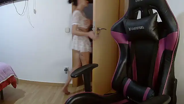 Vampirosa online show from 10.11.25