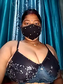Snapshot of neha-bhabhi chatting on 02.04.25 neha-bhabhi online show from 02.04.25