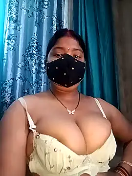 Snapshot of neha-bhabhi chatting on 02.07.25 neha-bhabhi online show from 02.07.25