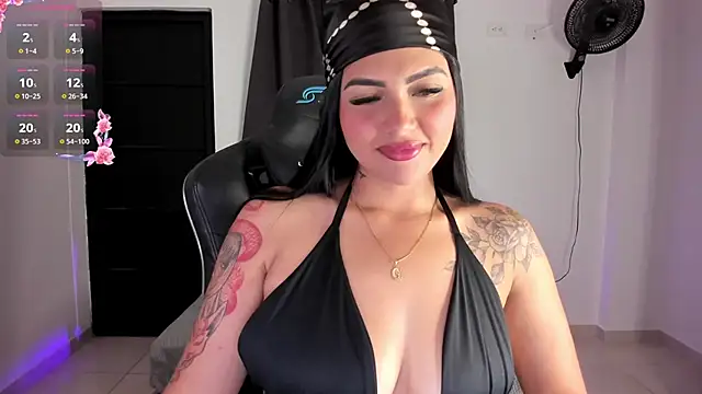 Snapshot of karol_green_ chatting on 05.20.26 karol green online show from 05.20.26