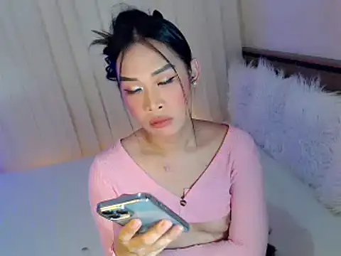 arilovesyou143 online show from 04.15.26