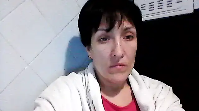 SunnyAmorre online show from 11.23.25