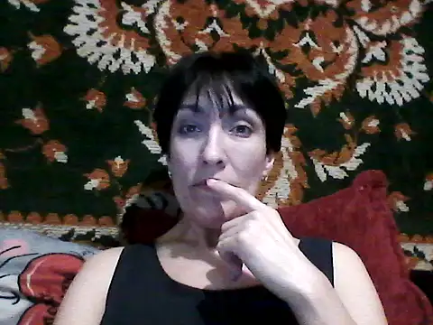 SunnyAmorre online show from 12.14.25