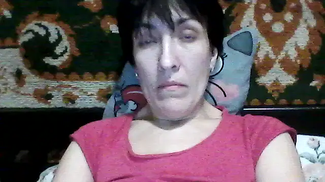 SunnyAmorre online show from 12.17.25