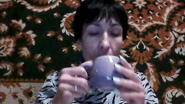 Snapshot of SunnyAmorre chatting on 04.29.26 SunnyAmorre online show from 04.29.26