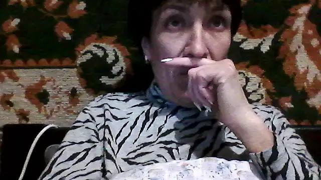 Snapshot of SunnyAmorre chatting on 05.03.26 SunnyAmorre online show from 05.03.26