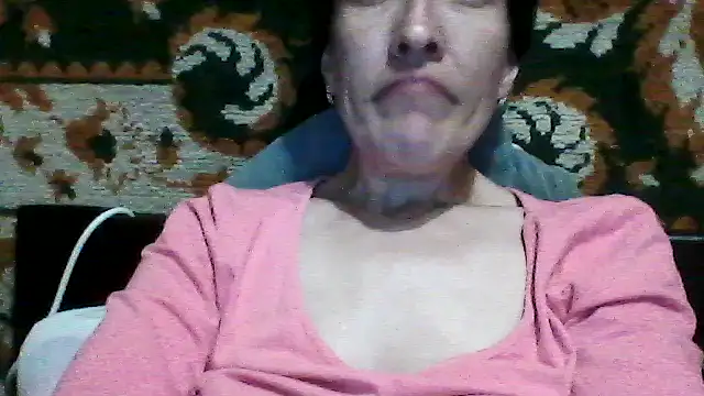 Snapshot of SunnyAmorre chatting on 05.06.26 SunnyAmorre online show from 05.06.26
