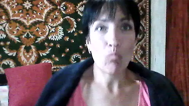 Snapshot of SunnyAmorre chatting on 05.25.26 SunnyAmorre online show from 05.25.26