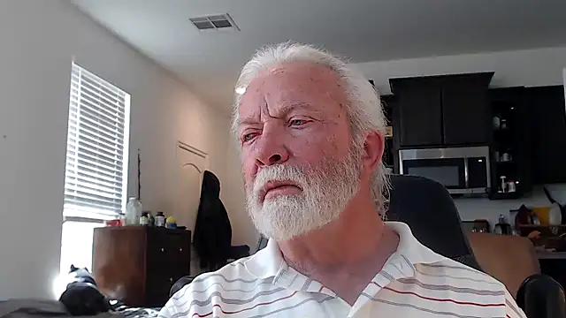 Snapshot of rockpoint69 chatting on 12.12.24 rockpoint69 online show from 12.12.24