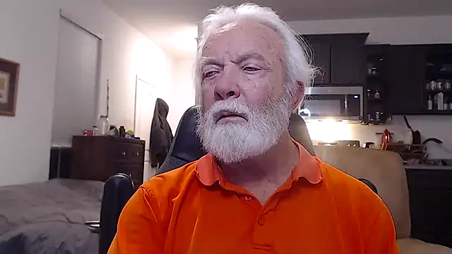 Snapshot of rockpoint69 chatting on 01.26.25 rockpoint69 online show from 01.26.25