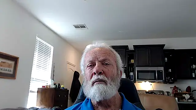 Snapshot of rockpoint69 chatting on 02.09.25 rockpoint69 online show from 02.09.25