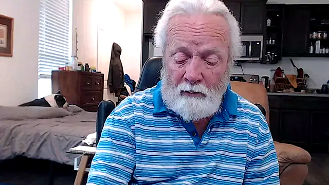 Snapshot of rockpoint69 chatting on 02.11.25 rockpoint69 online show from 02.11.25