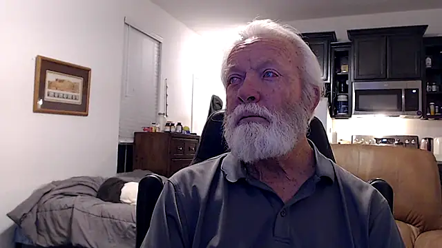Snapshot of rockpoint69 chatting on 02.22.25 rockpoint69 online show from 02.22.25