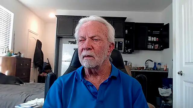 Snapshot of rockpoint69 chatting on 10.20.25 rockpoint69 online show from 10.20.25