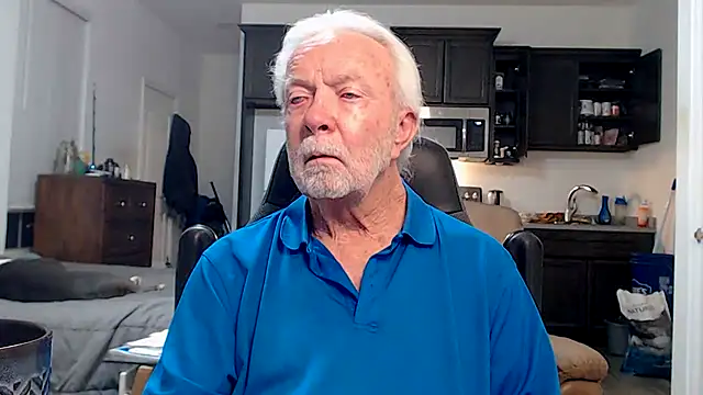 Snapshot of rockpoint69 chatting on 10.21.25 rockpoint69 online show from 10.21.25