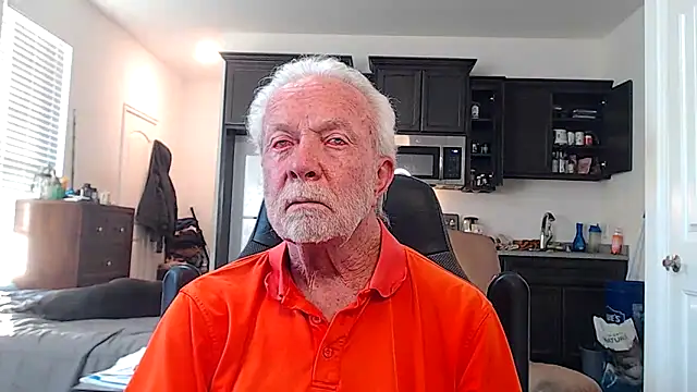 Snapshot of rockpoint69 chatting on 10.21.25 rockpoint69 online show from 10.21.25