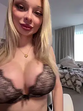 HannaXLove online show from 12.22.25