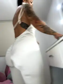 lau ass goddess online show from 11.14.25