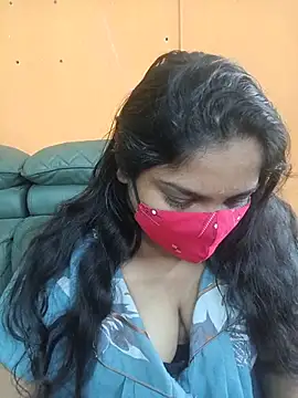 Snapshot of lovely-latha chatting on 05.27.26 lovely-latha online show from 05.27.26