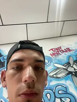 Fabian 1010sex online show from 04.20.26