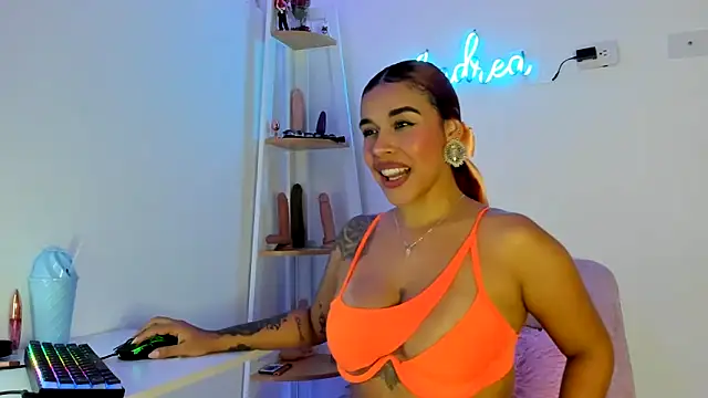 andrea lopezz  online show from 02.06.25