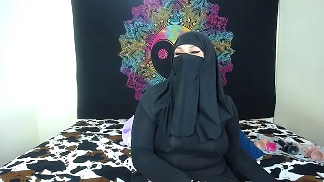 evelyn  salah online show from 11.05.25