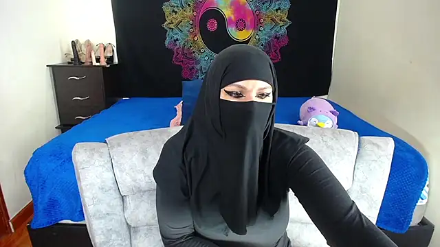 evelyn  salah online show from 11.30.25