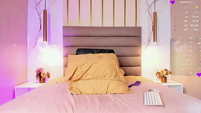 Scarleett 22 online show from 04.07.26