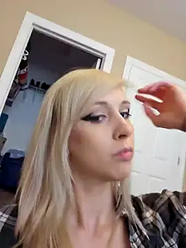 AmethystFoxx online show from 09.11.25