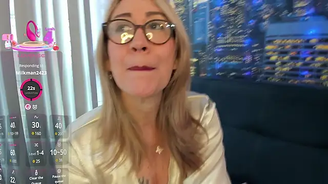 Snapshot of ashleymilf_1 chatting on 02.22.25 ashleymilf 1 online show from 02.22.25