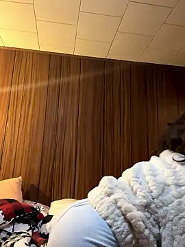 Mini And The Bear online show from 01.13.26