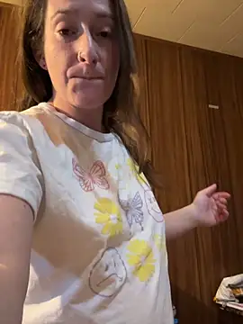 Mini And The Bear online show from 03.07.26