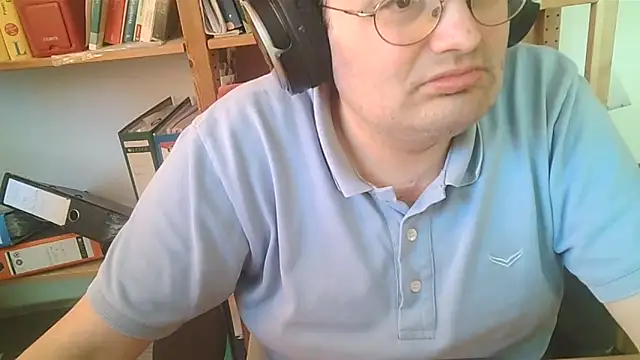 makau1 online show from 04.23.26