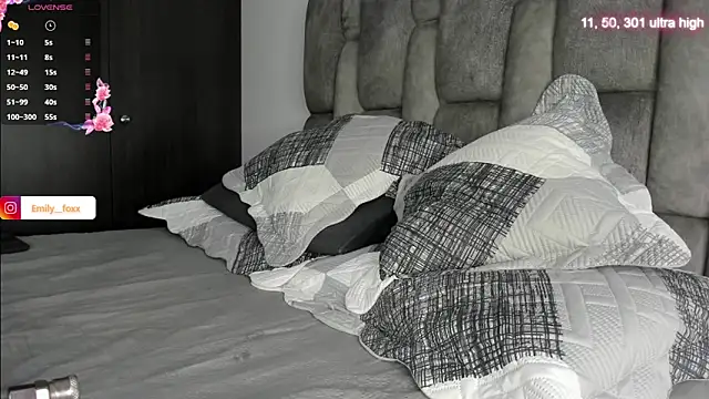 emily fox1 online show from 02.11.26