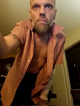 Ladyshaker82 online show from 11.03.25