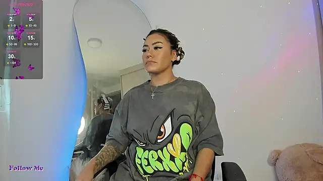 SussiVega online show from 03.13.25