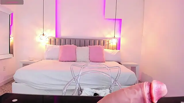 ValeryNova online show from 02.11.25