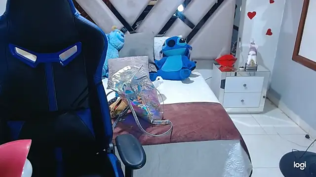 Snapshot of lady_Ary_xx chatting on 01.24.25 lady Ary xx online show from 01.24.25