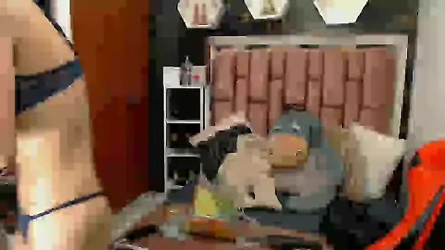 Snapshot of lady_Ary_xx chatting on 02.24.25 lady Ary xx online show from 02.24.25