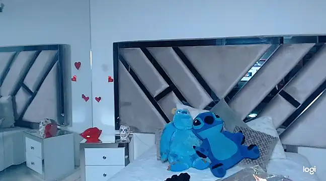 Snapshot of lady_Ary_xx chatting on 02.27.25 lady Ary xx online show from 02.27.25