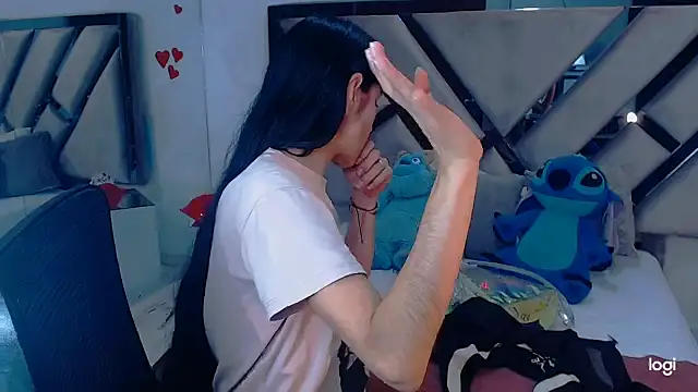 Snapshot of lady_Ary_xx chatting on 03.05.25 lady Ary xx online show from 03.05.25