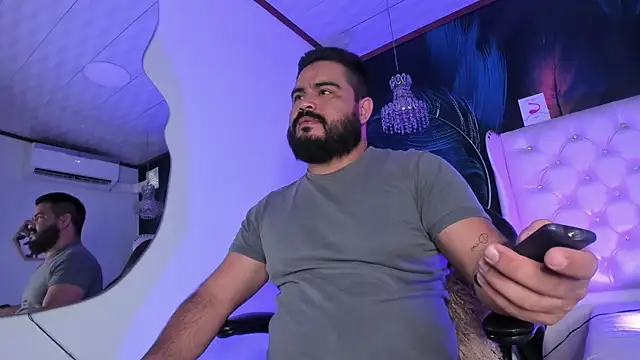 MichaelBear  online show from 02.12.25