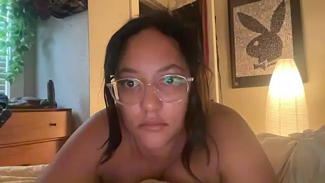 Snapshot of dreamyriri chatting on 02.24.26 dreamyriri online show from 02.24.26