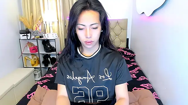 reighnempress online show from 02.28.25