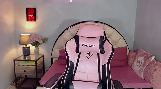 WeezyBabyXoxo online show from 01.28.25